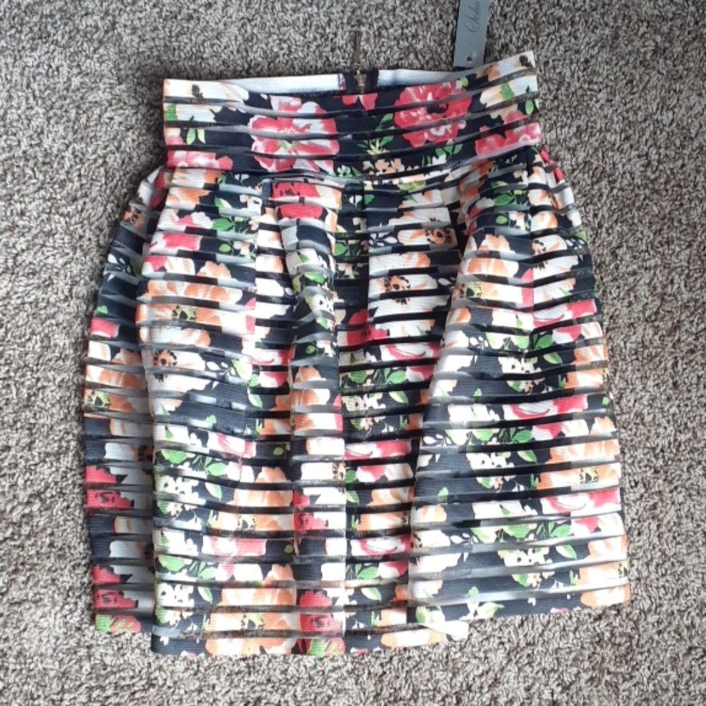 Women skirt